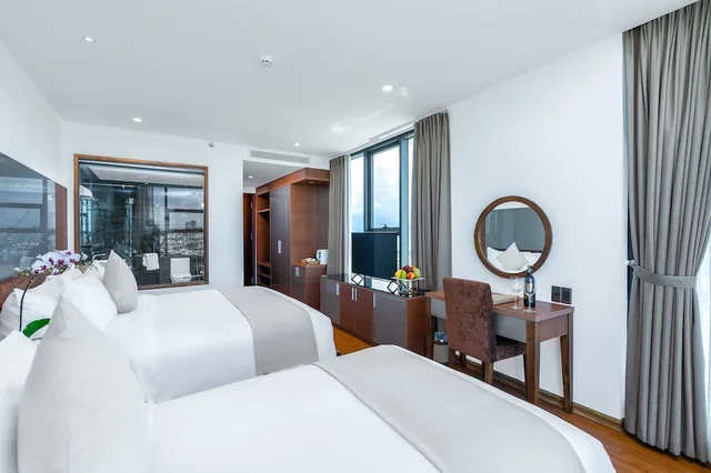 Premium, Triple, 1 King and 1 Single Beds, Panoramic View, Alansea Danang Hotel 3/5