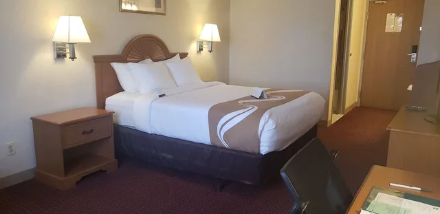 غرفة قياسية بسرير كوين، Quality Inn Louisville - Boulder 3/5