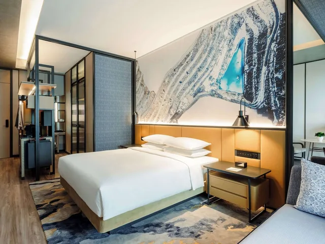 غرفة ديلوكس بسرير كينج، Hyatt Centric City Centre Kuala Lumpur 1/4
