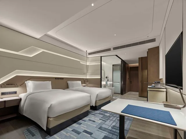 غرفة بسريرين منفصلين، Hilton Shanghai Hongqiao International Airport 8/9