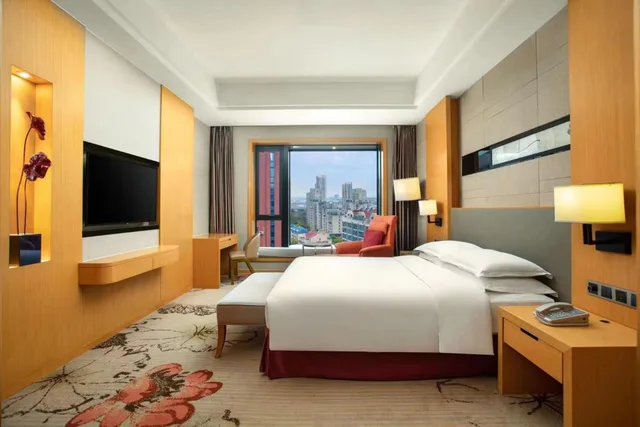 Executive, Suite, Queen Bed, Wyndham Shanghai Nanxiang 1/1