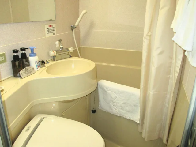 غرفة بسريرين منفصلين تُحدَّد عند الوصول، Muroran Prince Hotel 2/2