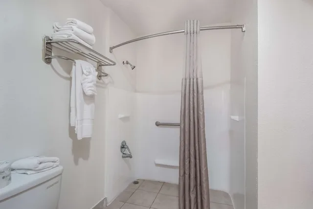 غرفة قياسية بسريرين مزدوجين، Motel6 Corpus Christi, TX - North 6/6