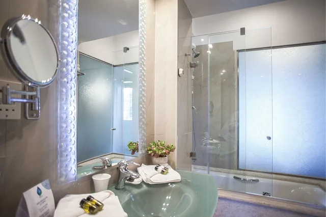 غرفة سوبيريور بسرير كوين بإطلالة على الحديقة، Anthemus Sea Beach Hotel And Spa 9/9