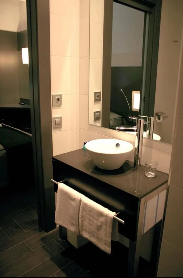 غرفة صغيرة بسرير كوين، Dalia Ramblas Hotel 2/2
