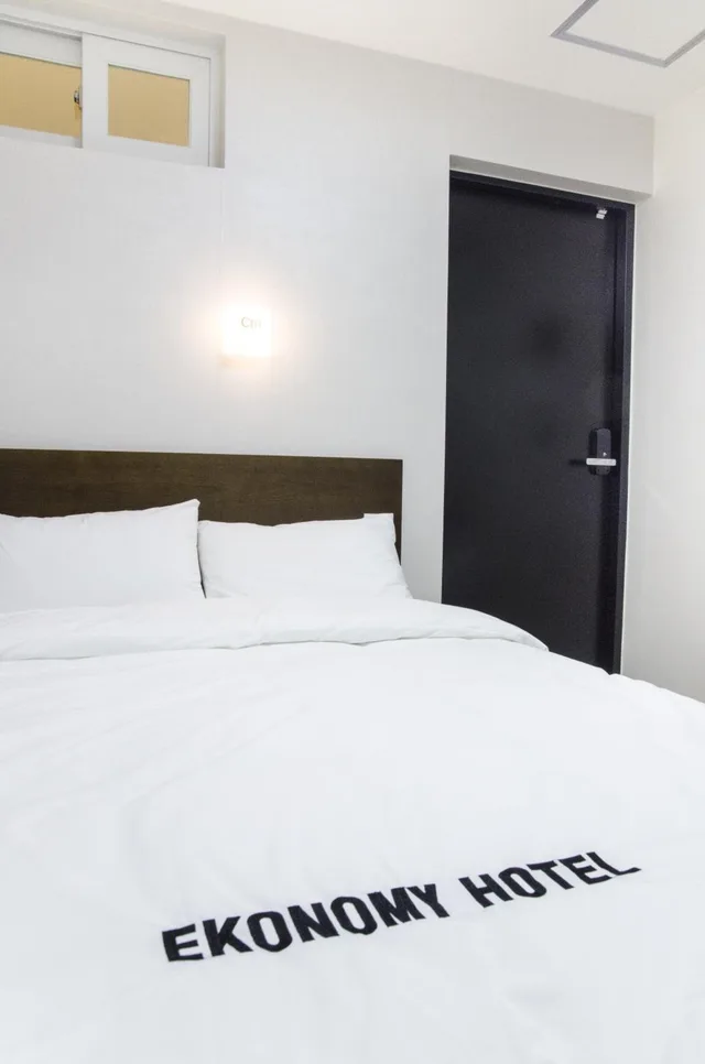 Economy, Double Bed, No Window, Private Bathroom، EKONOMY HOTEL HAEUNDAE 2/10