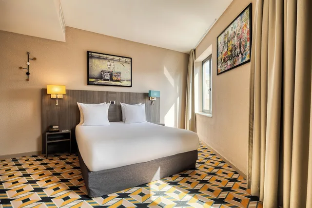 غرفة سوبيريور بسرير كوين، Hotel Alma Grand Place 3/5