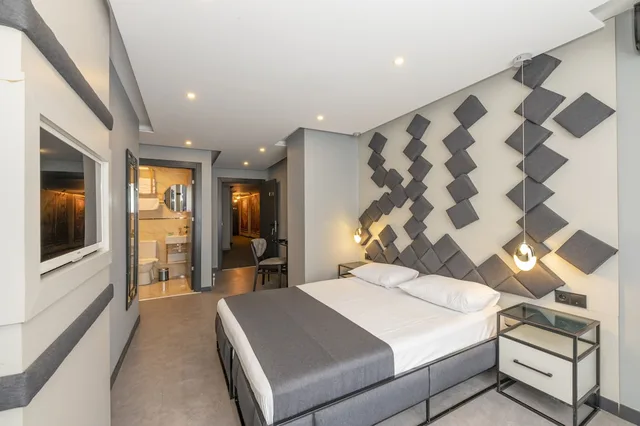 Standard, Twin Beds, White Palace Hotel 1/6