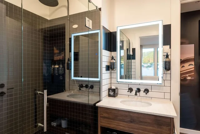 1 Bedroom, Executive, Suite, TRYP by Wyndham Wellington, Tory Street 3/3