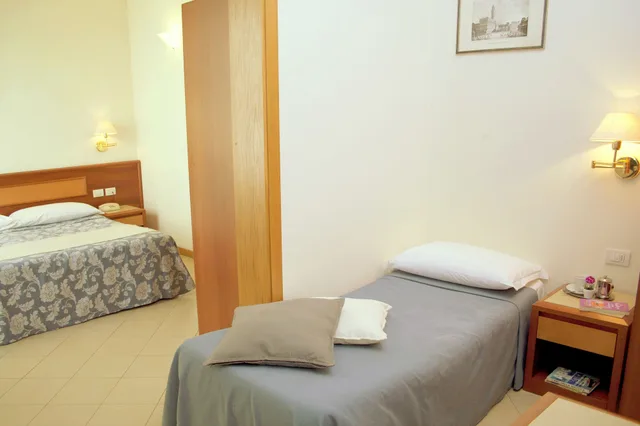 غرفة أساسية ثلاثية، Bonifacio Hotel 8/10