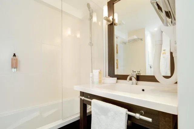 غرفة تنفيذية، Seven Urban Suites Nantes Centre 4/7