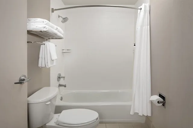 جناح بسريرين كوين مع سرير سحّاب إضافي لذوي الإعاقة، Springhill Suites By Marriott Portland Vancouver 4/8