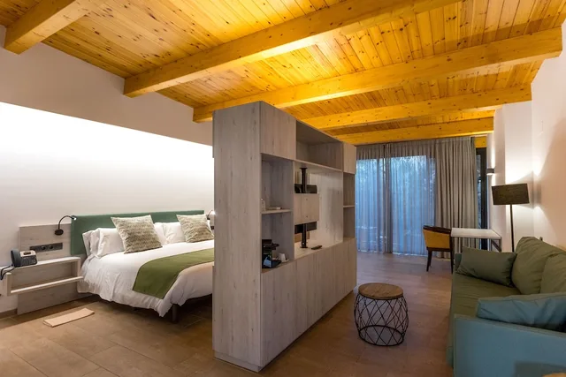 Suite, King Bed, Hot Tub, Garden Area، Villa Retiro Resort 1/1