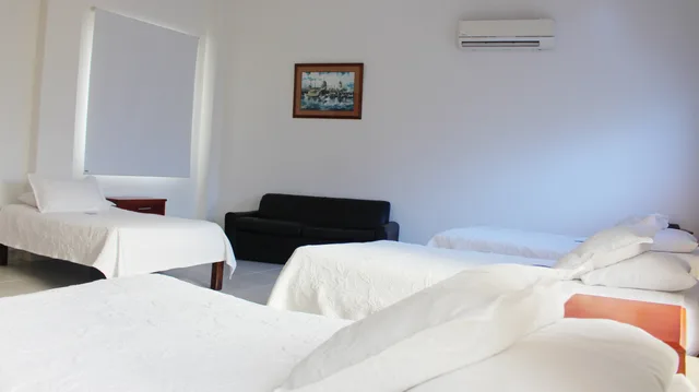 غرفة قياسية رباعية، Hotel Dorado Plaza Centro Historico 1/2