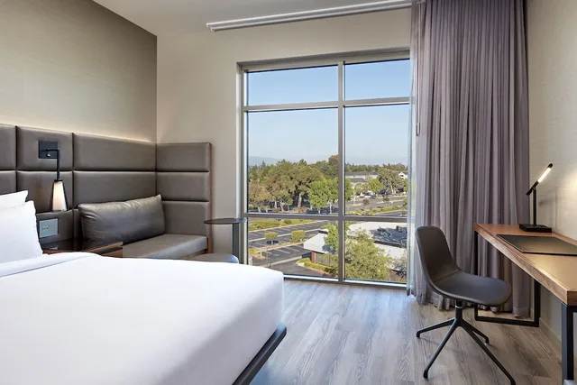 غرفة بسرير كينج لذوي الإعاقة، Ac Hotel By Marriott San Jose Sunnyvale Cupertino 2/4
