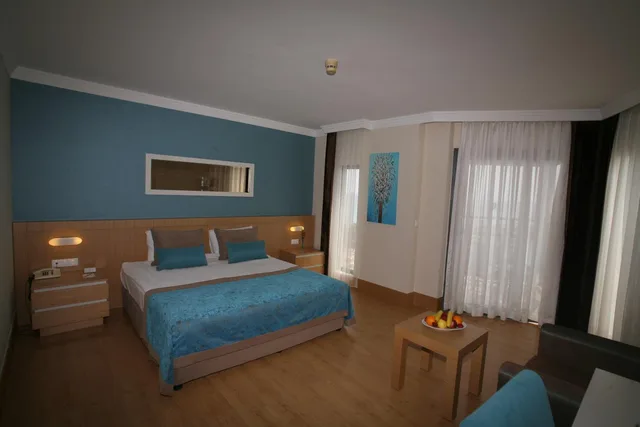غرفة بسرير مزدوج أو سريرين منفصلين، Limak Limra Hotel & Resort 1/5