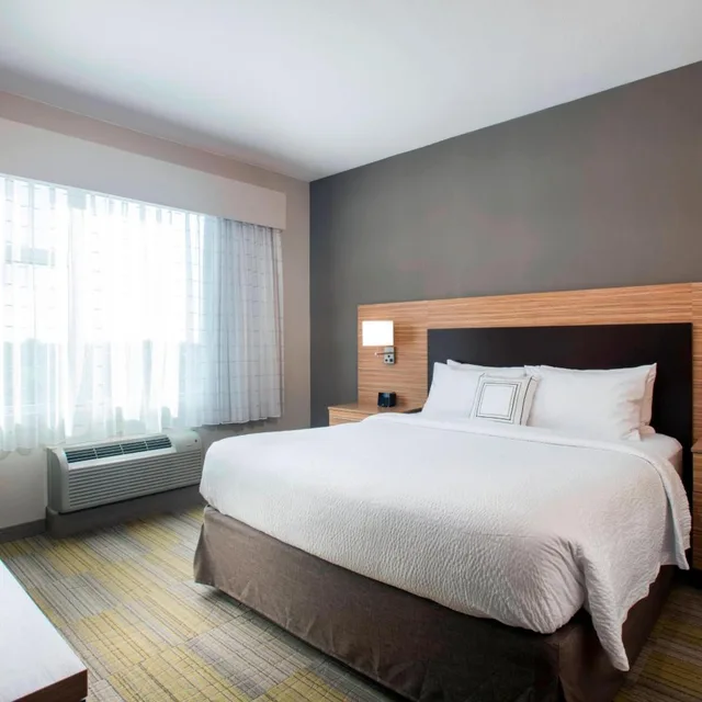 جناح بسرير كينج بغرفة نوم واحدة، TownePlace Suites by Marriott Miami Homestead 1/3