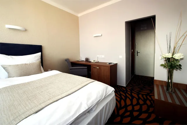 غرفة مفردة، Hotel Central 1/4