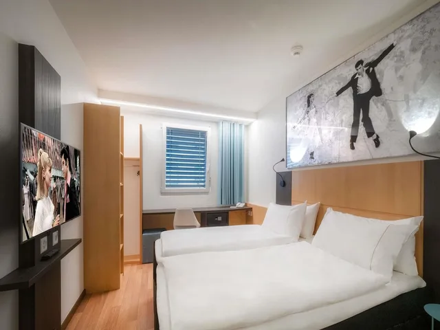 غرفة بسريرين منفصلين، IBIS LOCARNO 1/9