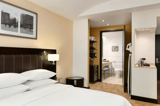 غرفة بسرير كوين لذوي الإعاقة، Hilton Bogota 2/4