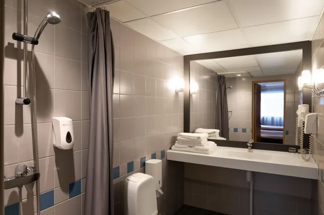 غرفة كلاسيكية بسرير مزدوج، Metropol Hotel 5/7