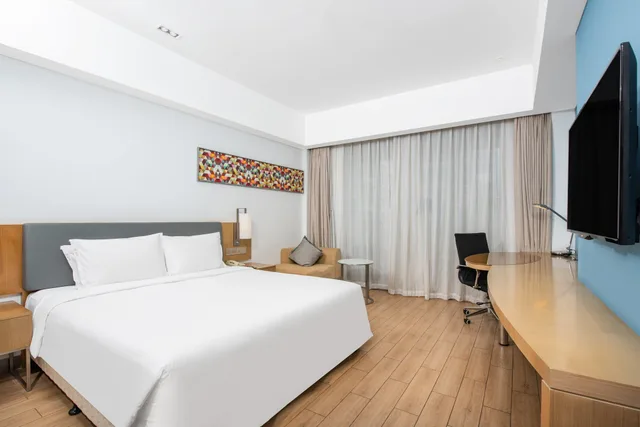 Hollywood, Standard, Twin Beds, Sea View, Balcony، HOLIDAY INN EXPRESS HAIKOU WEST COAST 4/9