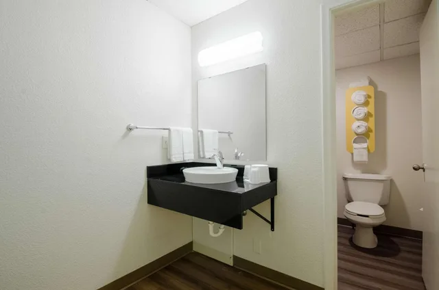 غرفة بسريرين كوين، Motel6 Big Springs, NE 10/10