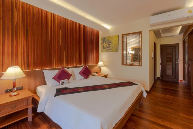 غرفة قياسية بشرفة، Khaolak Bayfront Resort Hotel Khao Lak 1/1