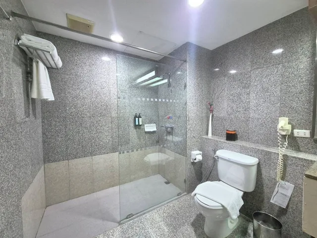 غرفة ديلوكس بسرير كينج، Loei Palace Hotel 6/6