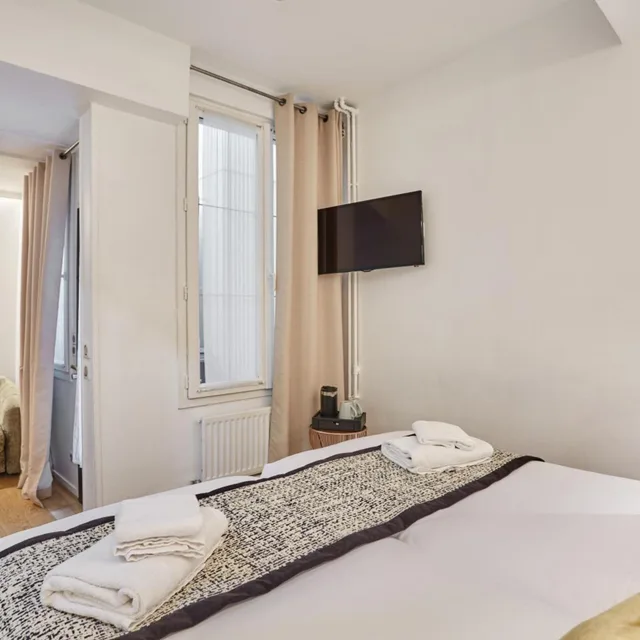غرفة رباعية، EIFFEL RIVE GAUCHE 6/9