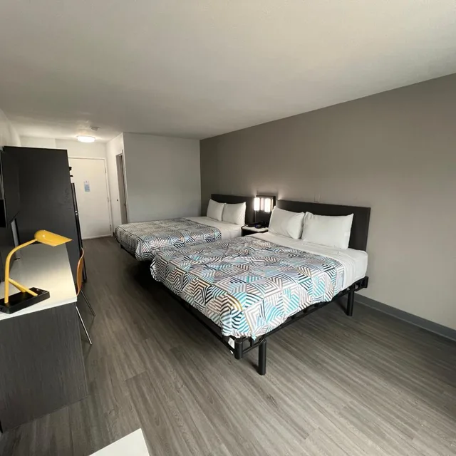 غرفة ديلوكس بسريرين كوين، Studio6 Altoona, IA - Des Moines East 3/10