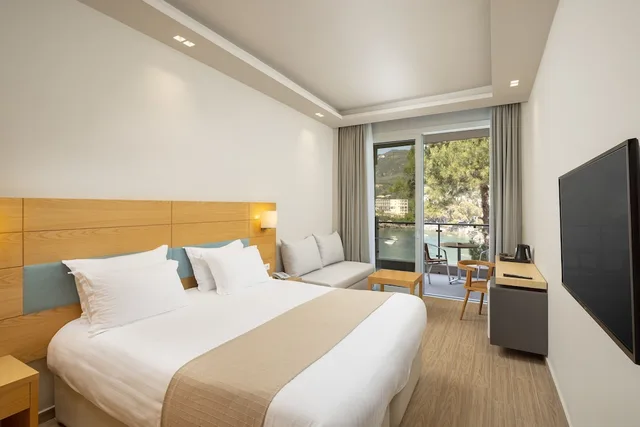 Room, Double or Twin Bed, Bay View، Akrotiri Beach - Adults Only 1/2