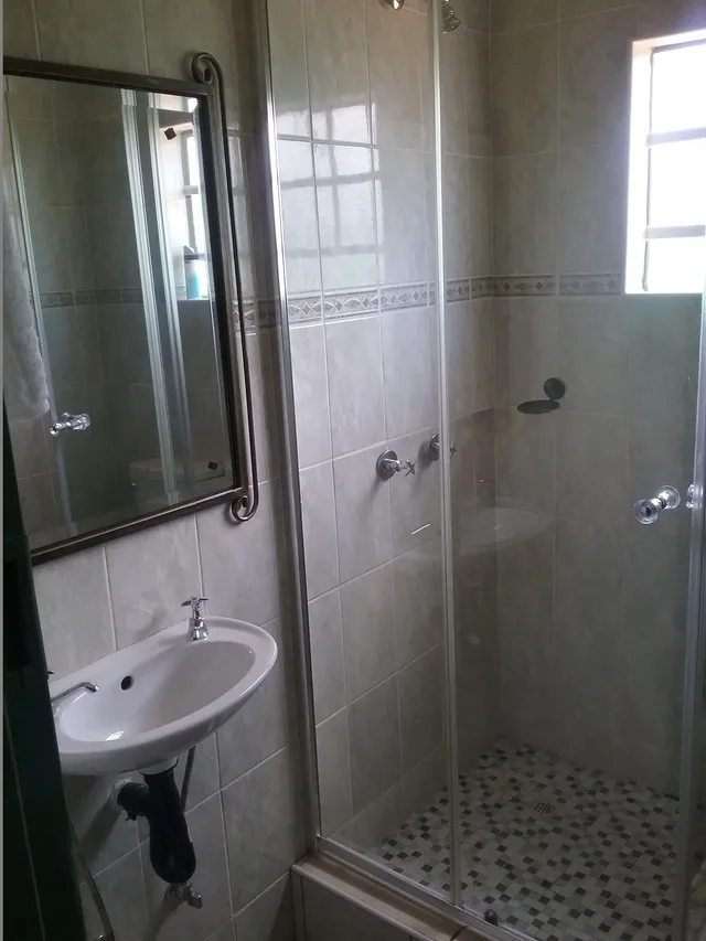 شقة عائلية بسريرين منفصلين بغرفة نوم واحدة مع أريكة، Masikiro Self-Catering Units 4/6