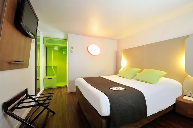 غرفة قياسية بسرير كوين، Hotel inn Design Laval ex Campanile 1/3
