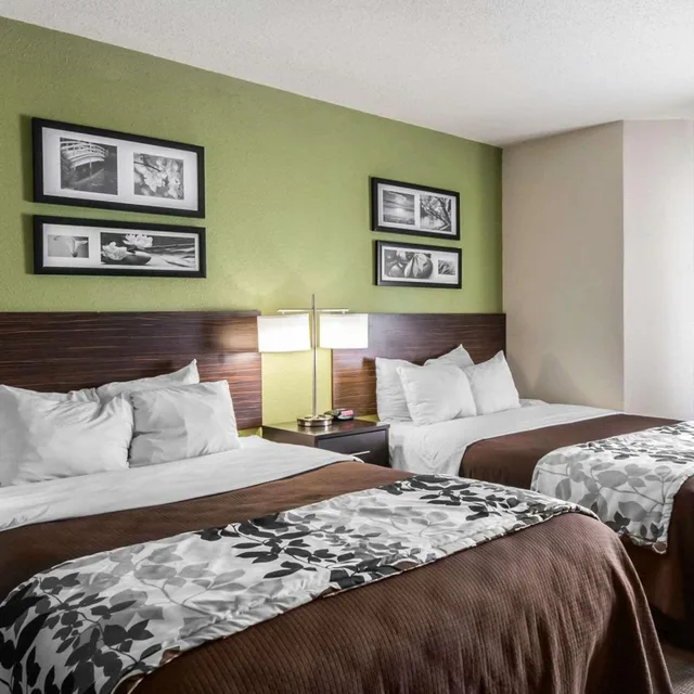 غرفة بسريرين كوين للمدخنين، Sleep Inn Saint Charles North 6/8