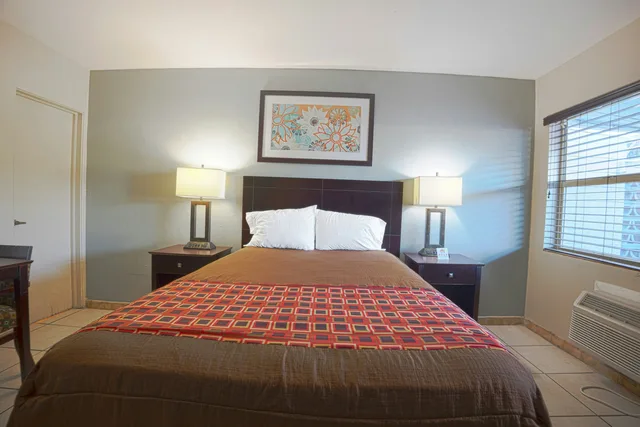 شقة بغرفة نوم واحدة، Sunrise Inn by OYO Titusville FL 8/10