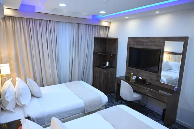 غرفة بسريرين منفصلين، فندق فيوليت ينبع(Violet Hotel) 2/7