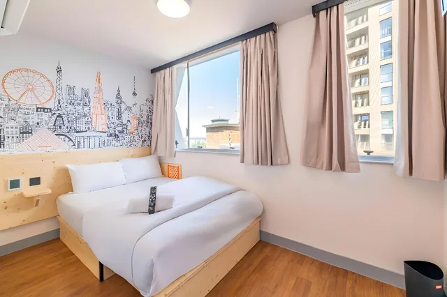 غرفة لذوي الإعاقة، easyHotel Croydon 1/1