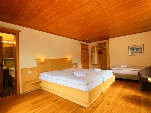 غرفة كومفورت ثلاثية، Madrisa Lodge 3/7