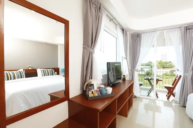 غرفة غراند ديلوكس بسرير مزدوج بإطلالة على البحر، KP Seaview Jomtien 5/9