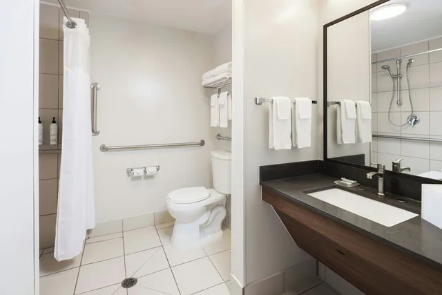 1 Bedroom, Suite, Fairfield Inn Suites Muskegon Norton Shores 7/10