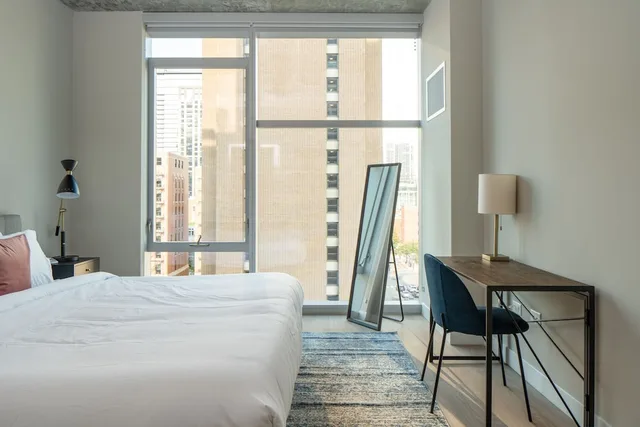 2 Bedrooms, Family, Apartment, Twin Beds, King Bed, 2 Bathrooms, Sofa، Kasa River North Chicago 4/4