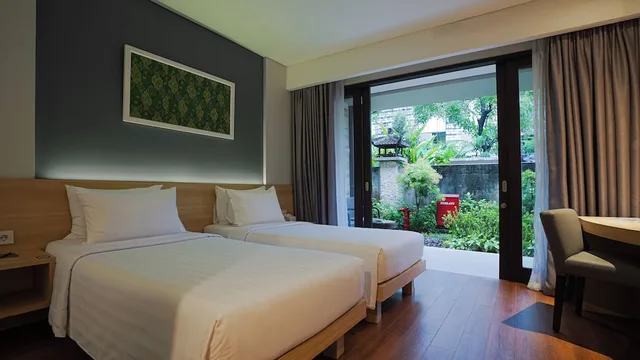 غرفة بريميير بسريرين منفصلين، Grand Whiz Hotel Nusa Dua 1/1