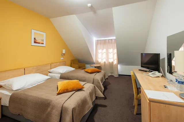 غرفة أساسية بسريرين منفصلين، Hotel Chvalska Tvrz 3/10