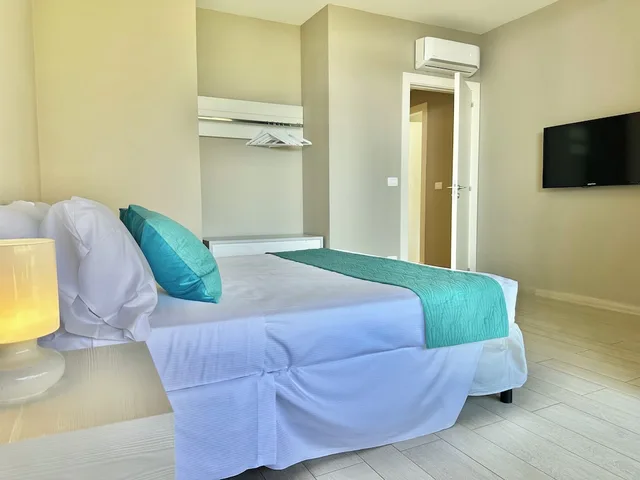 شقة سوبيريور بسريرين كوين بإطلالة على الحديقة بجاكوزي، Isola Bella Infinity Suites 6/10
