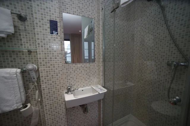 غرفة قياسية بسرير مزدوج بإطلالة على المدينة بشرفة، Hostal Centro 9/9