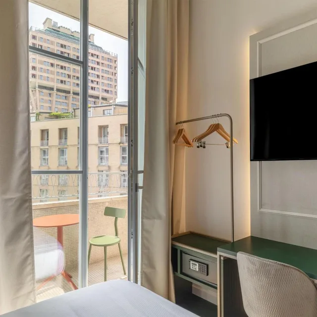 غرفة مفردة بشرفة، B&B Hotel Milano Duomo Velasca 3/8