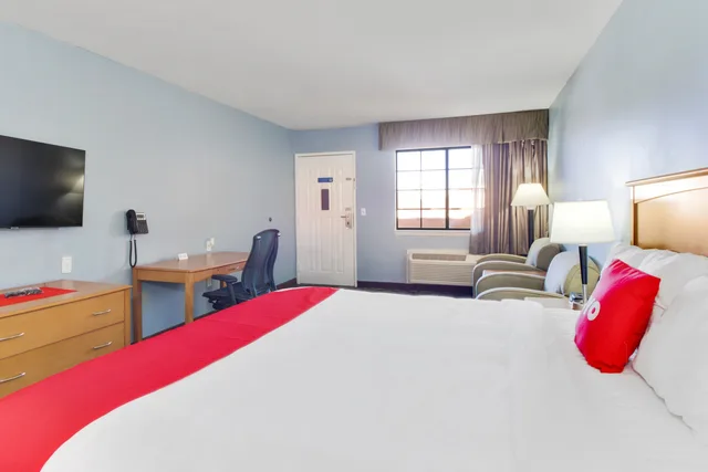 غرفة بسرير كينج، OYO Hotel Ingleside TX 4/7