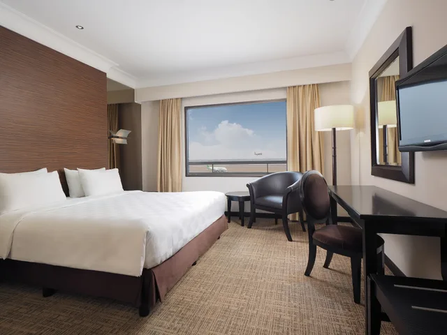 غرفة تنفيذية بسرير كينج، Jakarta Airport Hotel 2/4