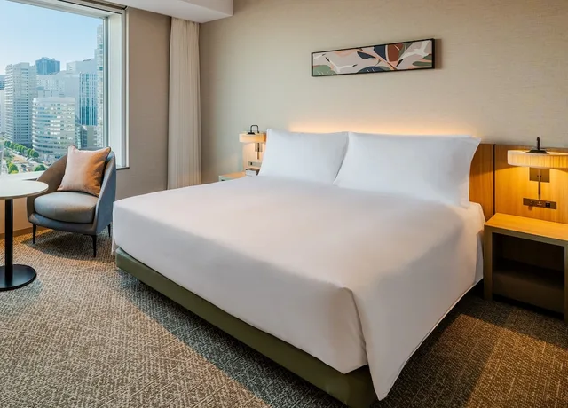 Deluxe, Queen Bed, Ocean View, The Square hotel Yokohama Minatomirai 2/4
